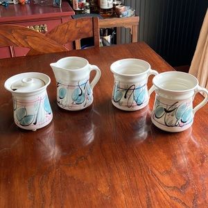 Handmade pottery set! 🩷🩵